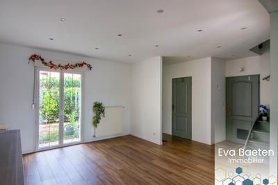 Maison jumelée - 108 m² - 5 pièces