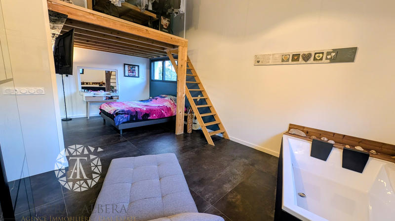 Villa - 150 m² - 5 pièces