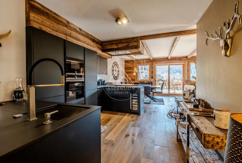 Appartement - 90 m² - 3 pièces