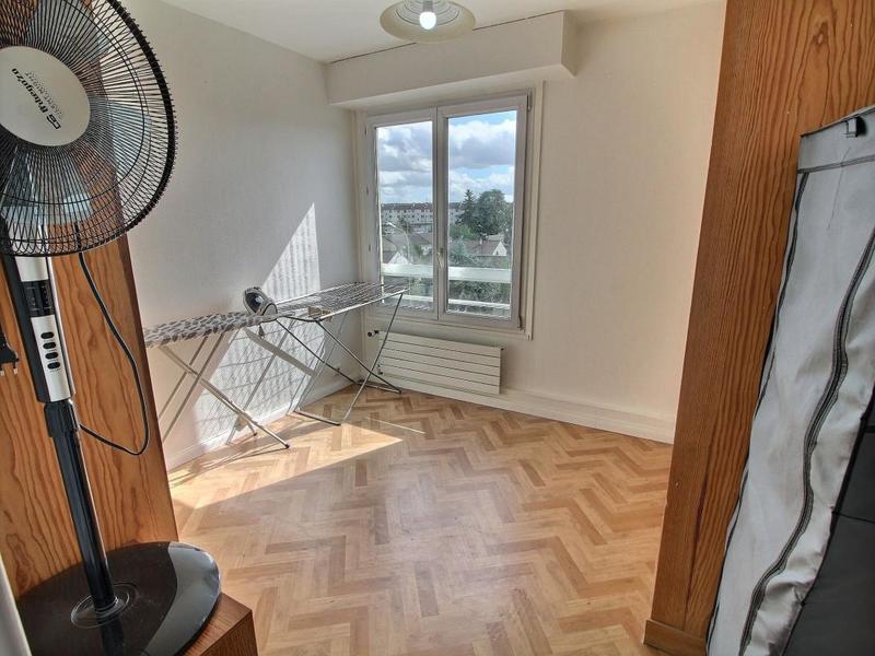 Appartement - 97 m² - 5 pièces