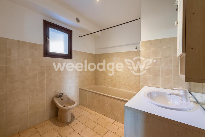 Maison - 163 m² - 6 pièces