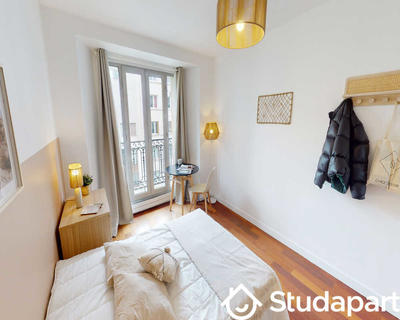 Chambre - 80 m² - 1 pièce
