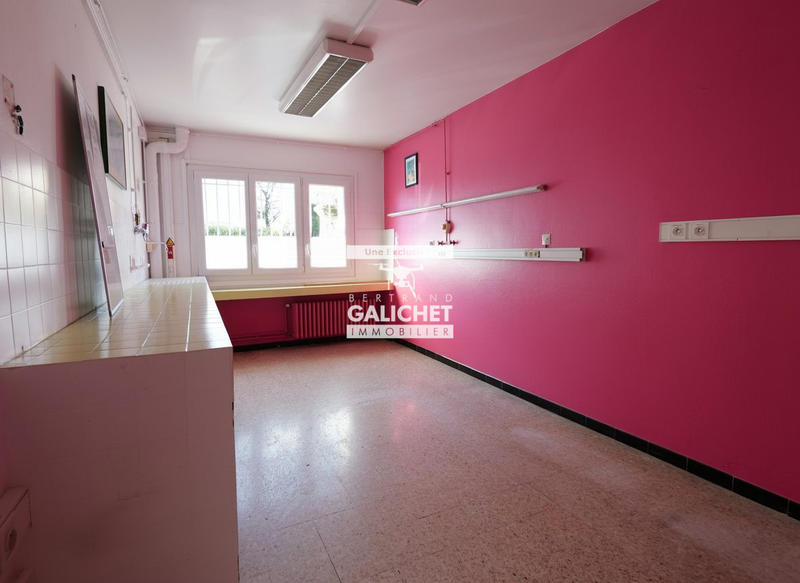 Local d'activités - 165 m²