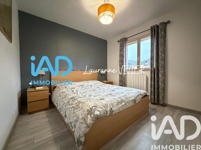 Maison - 93 m² - 4 pièces