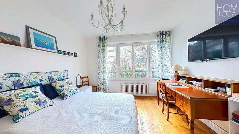 Appartement - 90 m² - 4 pièces