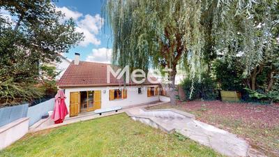 Maison - 82 m² - 4 pièces