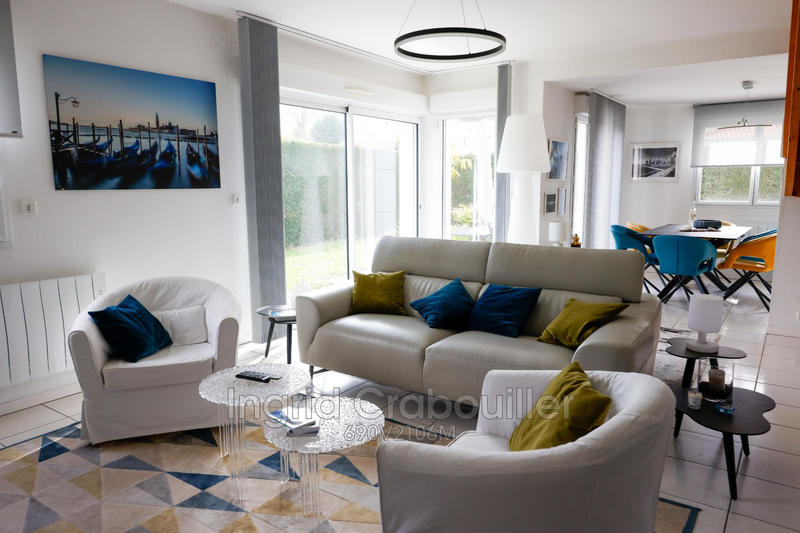 Maison - 111 m² - 5 pièces