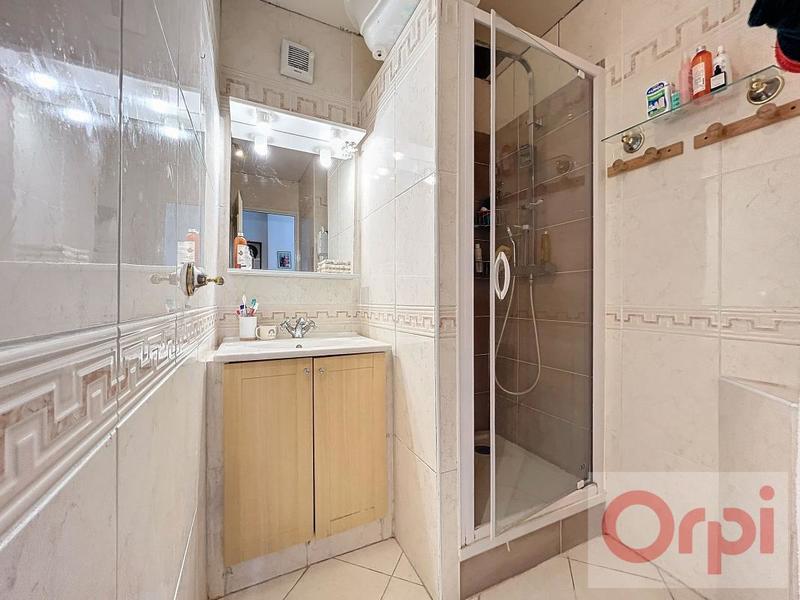 Appartement - 83 m² - 5 pièces