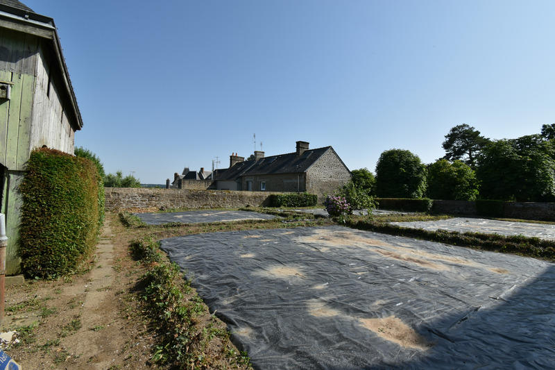 Maison - 168 m² - 8 pièces