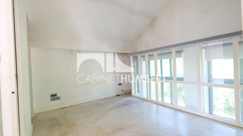 Loft - 177 m² - 5 pièces