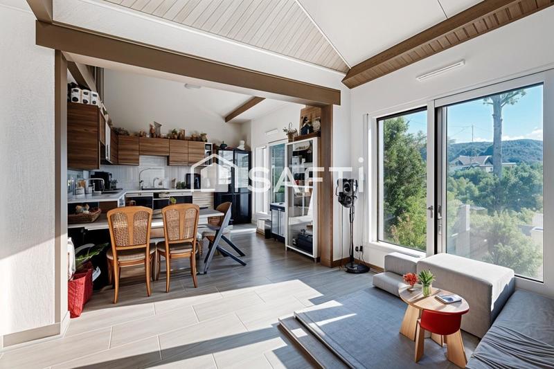 Maison - 229 m² - 6 pièces