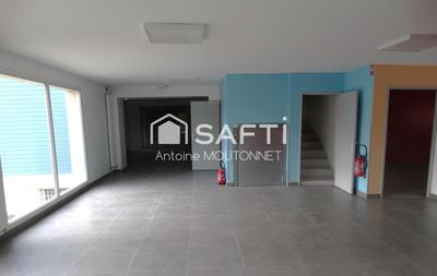 Local commercial - 932 m² - 30 pièces