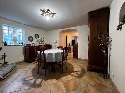 Maison - 81 m² - 5 pièces