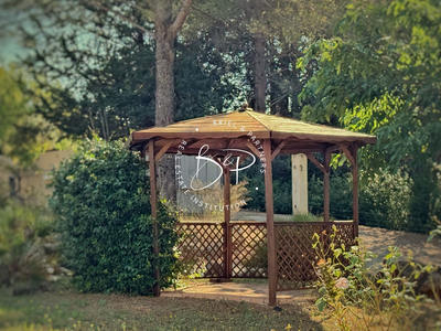 Maison - 183 m² - 5 pièces