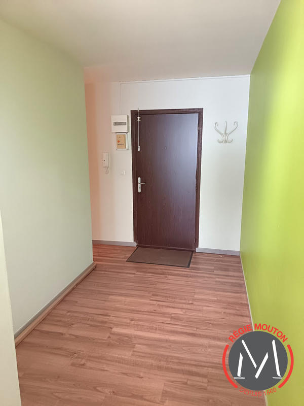 Local d'activités - 86 m² - 4 pièces