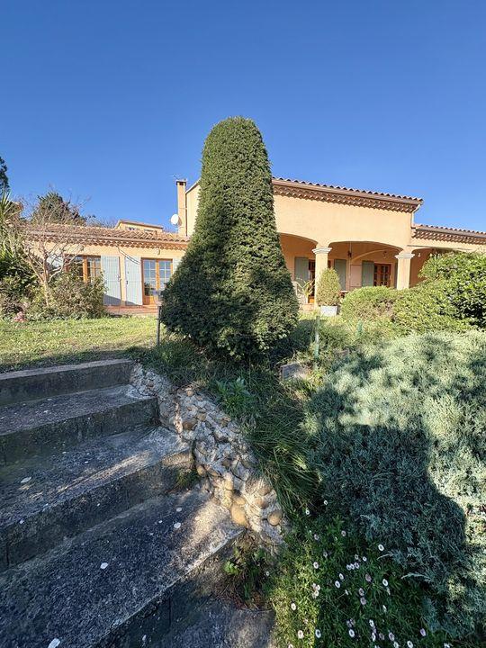 Villa - 185 m² - 5 pièces