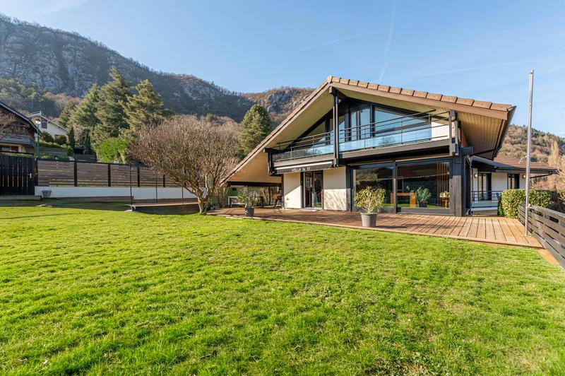 Maison contemporaine - 160 m² - 5 pièces