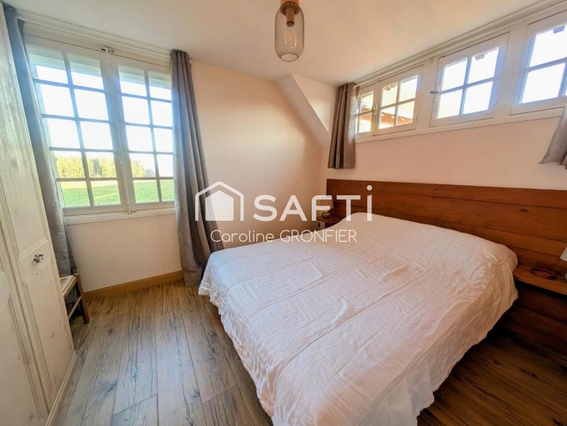 Maison - 323 m² - 11 pièces