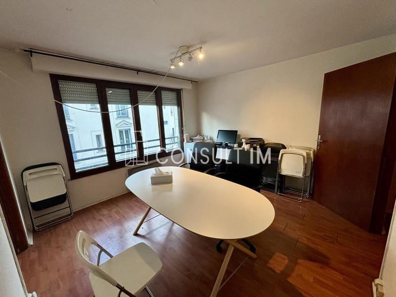 Bureau - 30 m² - 2 pièces