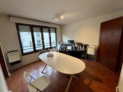 Bureau - 30 m² - 2 pièces