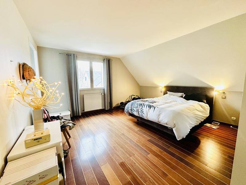 Maison - 188 m² - 7 pièces