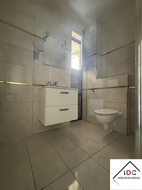 Appartement - 92 m² - 4 pièces