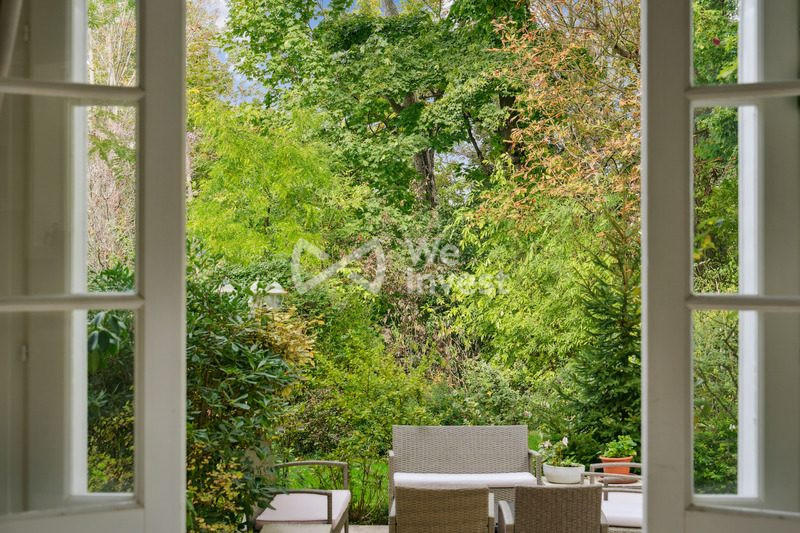 Maison - 266 m² - 10 pièces