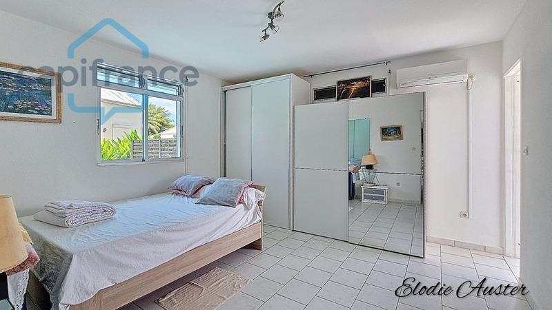 Villa - 226 m² - 8 pièces
