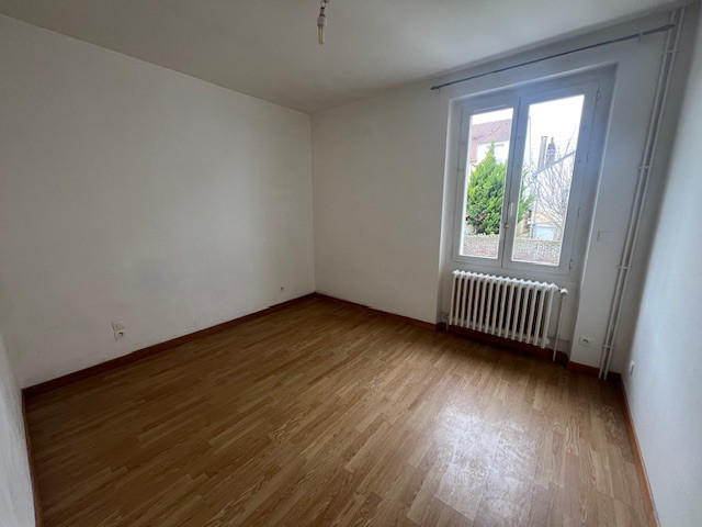 Maison - 82 m² - 4 pièces