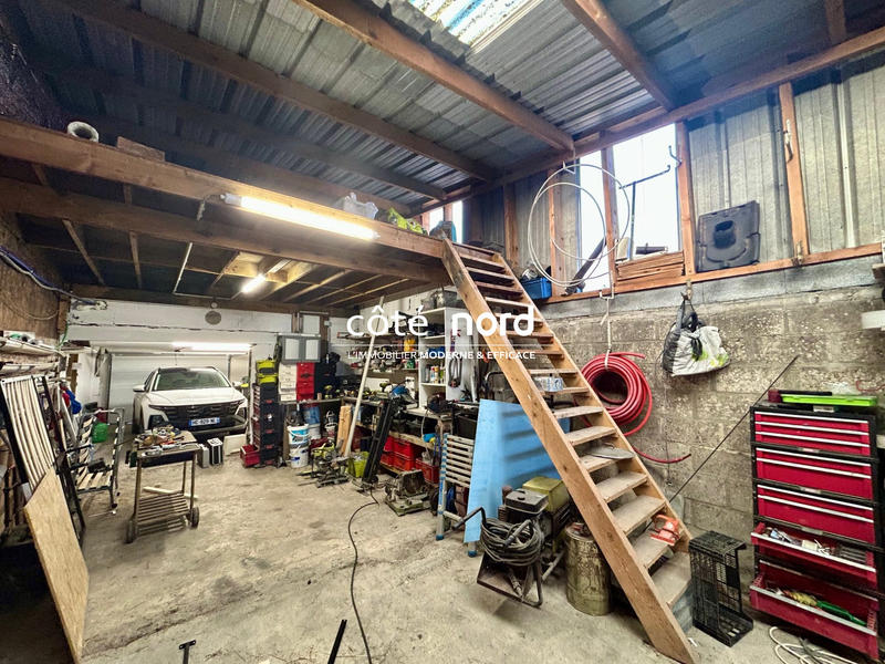 Maison - 248 m² - 8 pièces