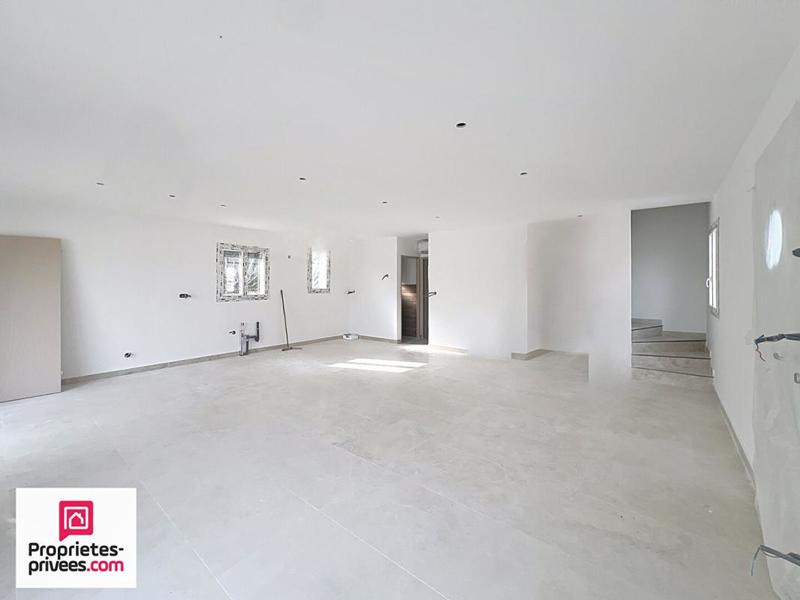 Villa - 100 m² - 4 pièces