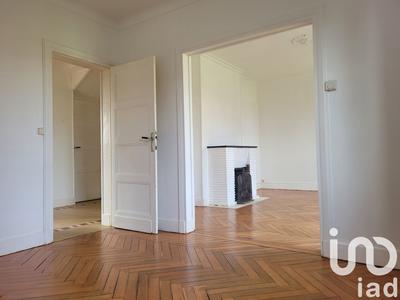 Maison - 121 m² - 7 pièces