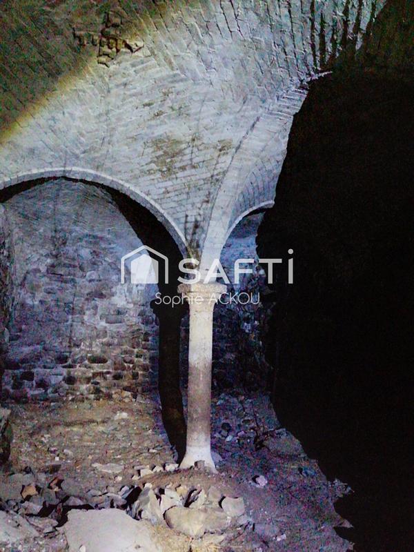 Maison de village - 250 m² - 6 pièces