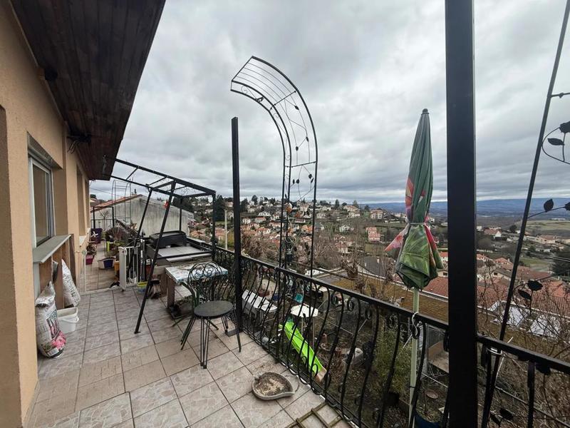 Demeure - 422 m² - 13 pièces