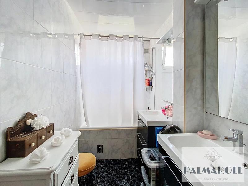 Appartement - 60 m² - 3 pièces