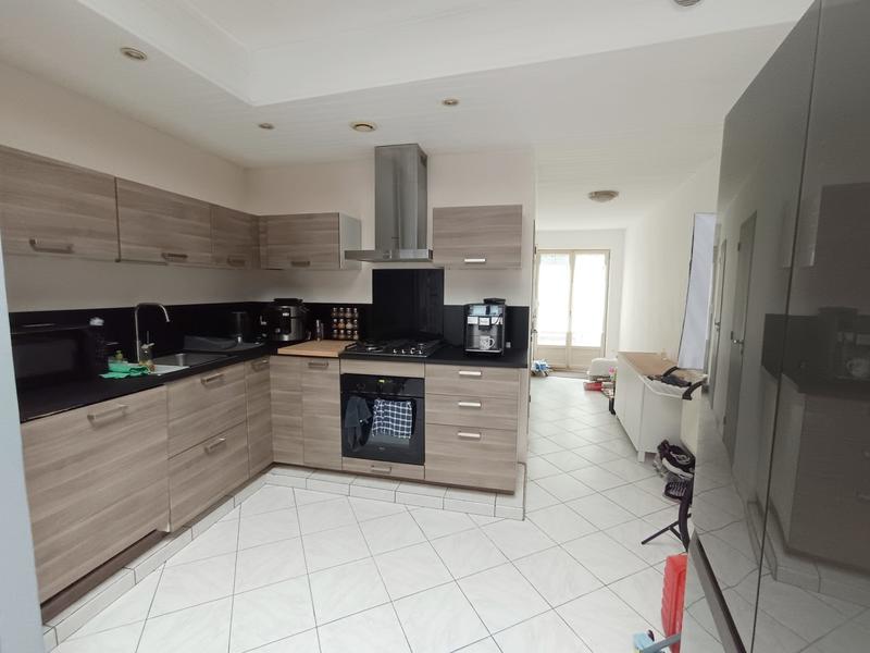 Maison - 104 m² - 4 pièces