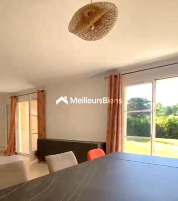 Maison - 115 m² - 4 pièces