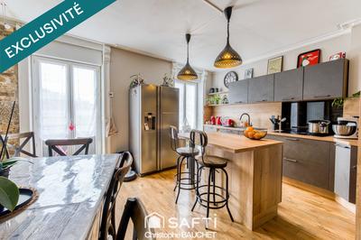 Maison de village - 150 m² - 6 pièces