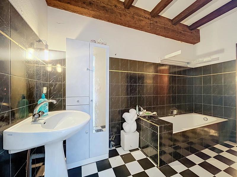 Appartement - 264 m² - 4 pièces