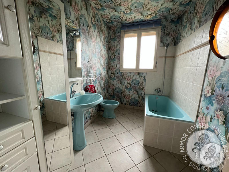 Maison - 101 m² - 5 pièces