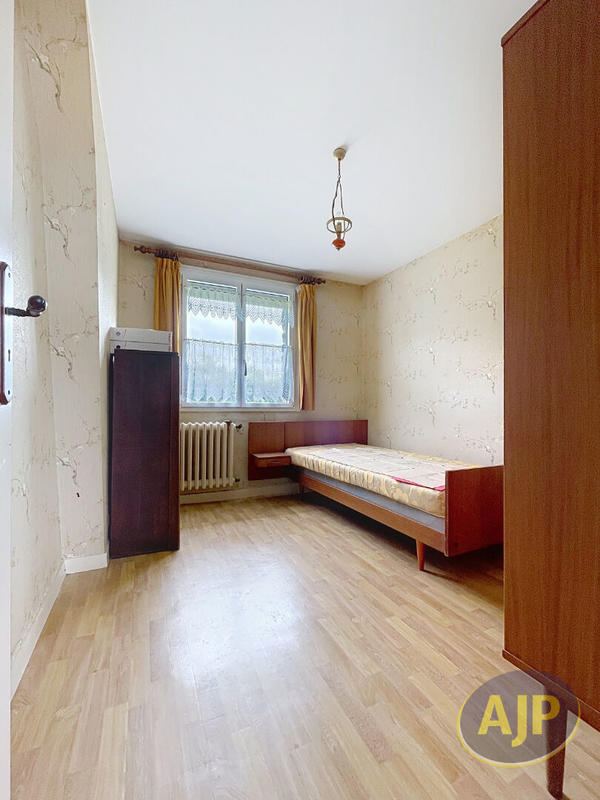 Maison - 148 m² - 7 pièces