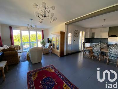 Maison - 186 m² - 8 pièces