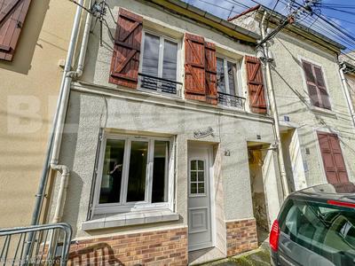 Maison de ville - 82 m² - 5 pièces