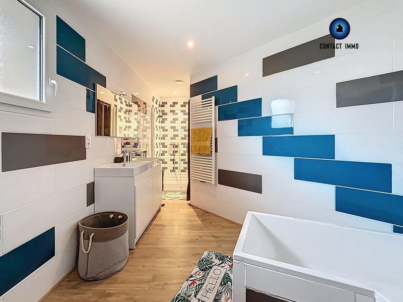 Maison ancienne - 225 m² - 8 pièces