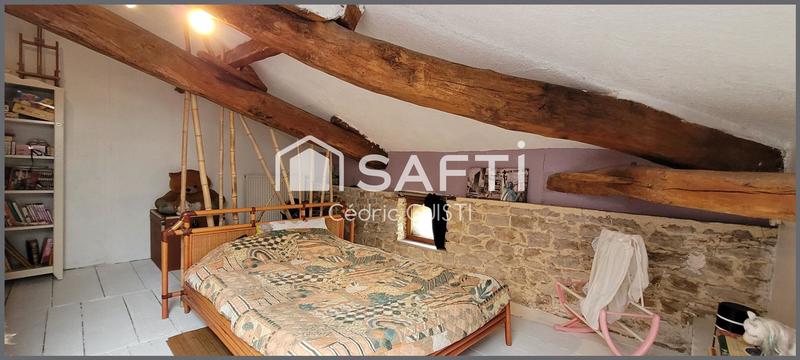 Maison - 240 m² - 5 pièces