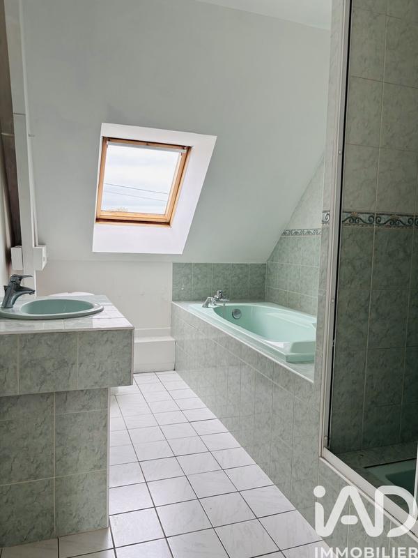 Maison - 150 m² - 9 pièces