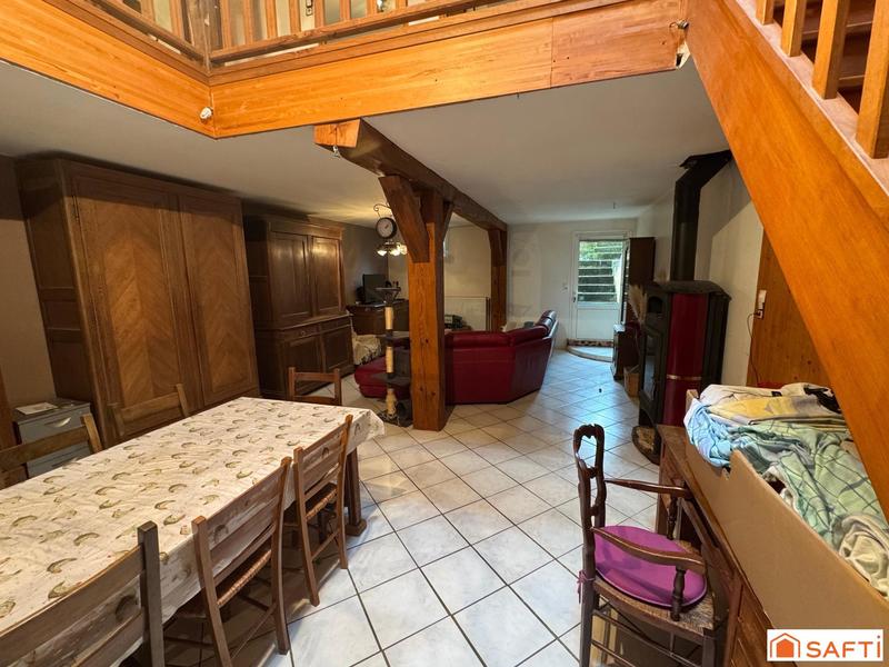 Maison - 150 m² - 7 pièces