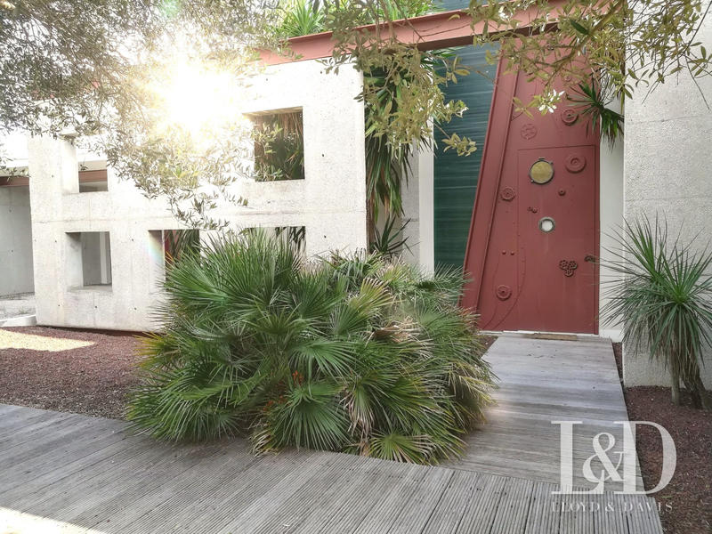 Villa - 240 m² - 7 pièces