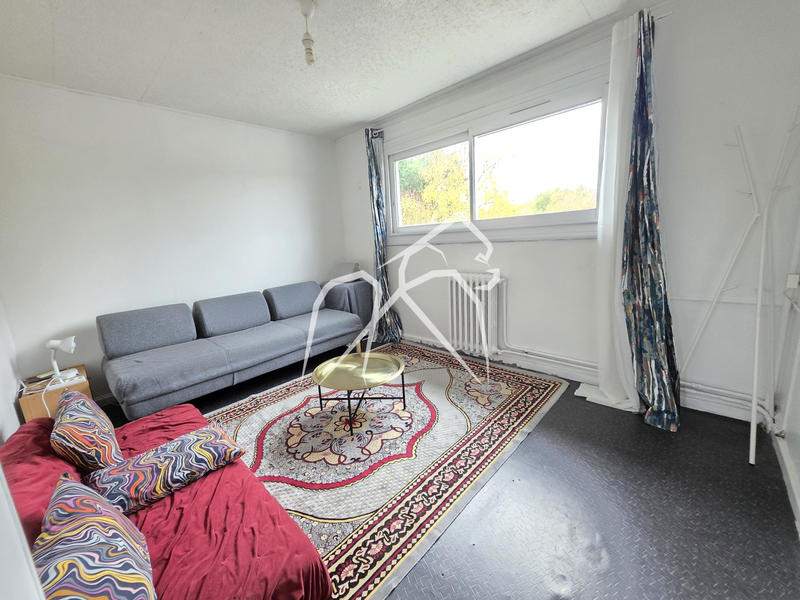 Maison - 96 m² - 4 pièces