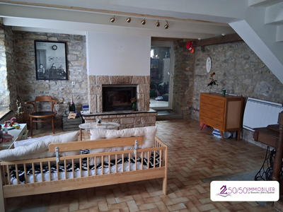 Maison - 81 m² - 5 pièces